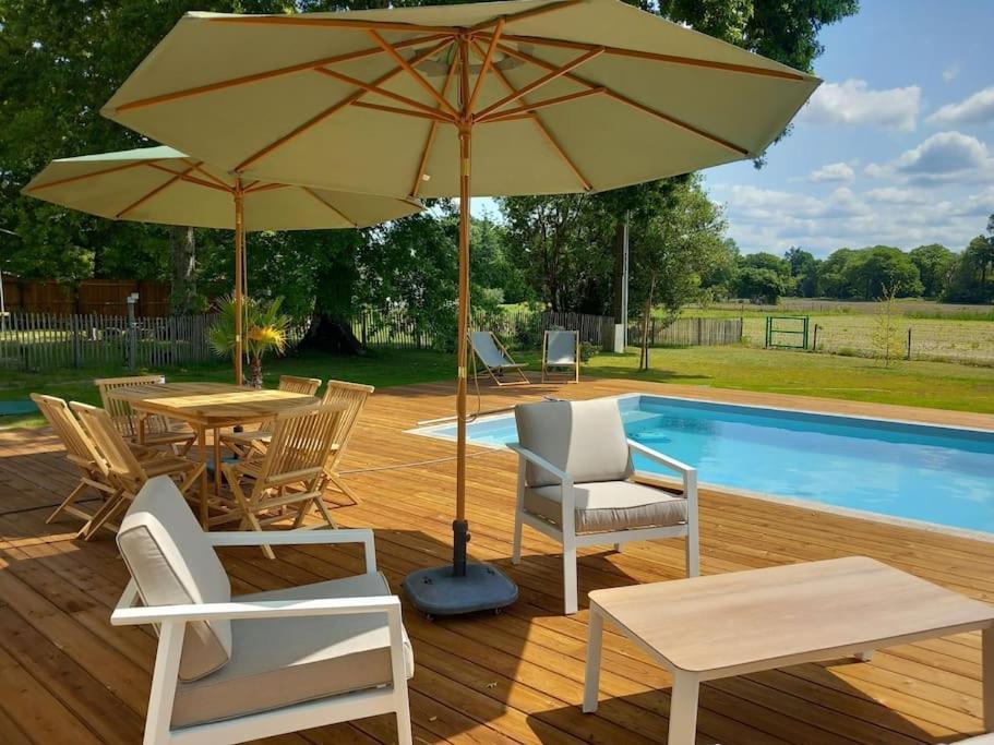 Maison Neuve Avec Piscine Chauffee, 4 Kms De Contis Casa vacanze